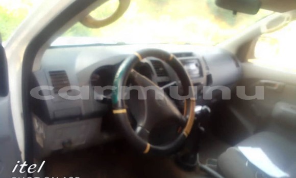 Acheter Occasion Voiture Toyota Hilux Blanc à Brazzaville, Commune de Brazzaville Acheter Occasion Voiture Toyota Hilux Blanc à Brazzaville, Commune de Brazzaville