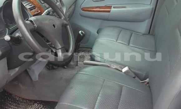 Acheter Occasion Voiture Toyota Hilux Blanc à Brazzaville, Commune de Brazzaville Acheter Occasion Voiture Toyota Hilux Blanc à Brazzaville, Commune de Brazzaville