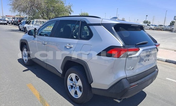 Acheter Occasion Voiture Toyota RAV4 Gris à Brazzaville, Commune de Brazzaville Acheter Occasion Voiture Toyota RAV4 Gris à Brazzaville, Commune de Brazzaville
