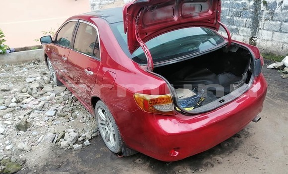 Acheter Occasion Voiture Toyota Corolla Rouge à Brazzaville, Commune de Brazzaville Acheter Occasion Voiture Toyota Corolla Rouge à Brazzaville, Commune de Brazzaville