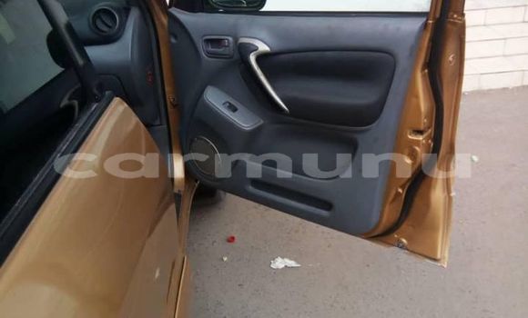 Buy Used Toyota RAV4 Brown Car in Brazzaville in Municipality of Brazzaville Buy Used Toyota RAV4 Brown Car in Brazzaville in Municipality of Brazzaville