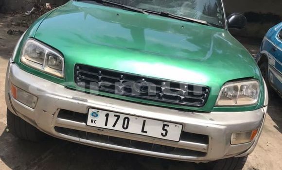 Buy Used Toyota RAV4 Green Car in Brazzaville in Municipality of Brazzaville Buy Used Toyota RAV4 Green Car in Brazzaville in Municipality of Brazzaville