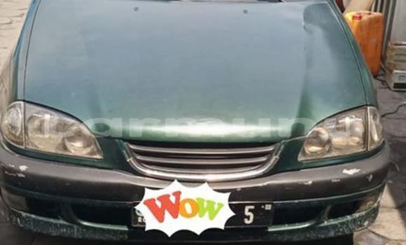 Acheter Occasion Voiture Toyota Avensis Vert à Brazzaville, Commune de Brazzaville Acheter Occasion Voiture Toyota Avensis Vert à Brazzaville, Commune de Brazzaville