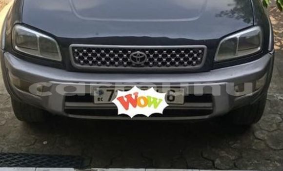 Acheter Occasion Voiture Toyota RAV4 Noir à Brazzaville, Commune de Brazzaville Acheter Occasion Voiture Toyota RAV4 Noir à Brazzaville, Commune de Brazzaville
