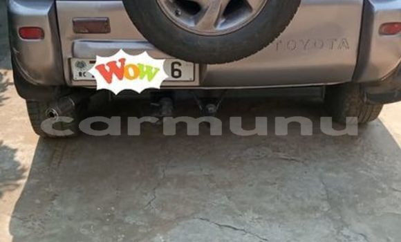 Acheter Occasion Voiture Toyota RAV4 Noir à Brazzaville, Commune de Brazzaville Acheter Occasion Voiture Toyota RAV4 Noir à Brazzaville, Commune de Brazzaville