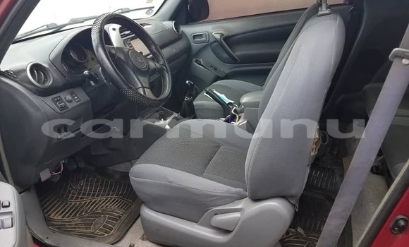 Acheter Occasion Voiture Toyota RAV4 Rouge à Brazzaville, Commune de Brazzaville Acheter Occasion Voiture Toyota RAV4 Rouge à Brazzaville, Commune de Brazzaville