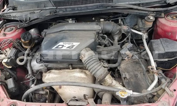 Acheter Occasion Voiture Toyota RAV4 Rouge à Brazzaville, Commune de Brazzaville Acheter Occasion Voiture Toyota RAV4 Rouge à Brazzaville, Commune de Brazzaville