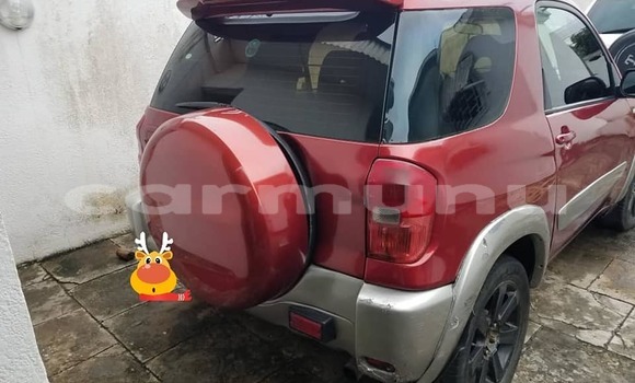 Acheter Occasion Voiture Toyota RAV4 Rouge à Brazzaville, Commune de Brazzaville Acheter Occasion Voiture Toyota RAV4 Rouge à Brazzaville, Commune de Brazzaville