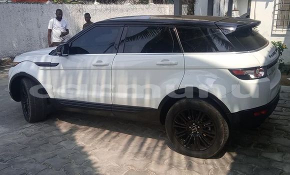 Acheter Occasion Voiture Land Rover Range Rover Evoque Blanc à Brazzaville, Commune de Brazzaville Acheter Occasion Voiture Land Rover Range Rover Evoque Blanc à Brazzaville, Commune de Brazzaville