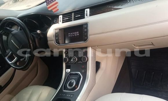 Acheter Occasion Voiture Land Rover Range Rover Evoque Blanc à Brazzaville, Commune de Brazzaville Acheter Occasion Voiture Land Rover Range Rover Evoque Blanc à Brazzaville, Commune de Brazzaville