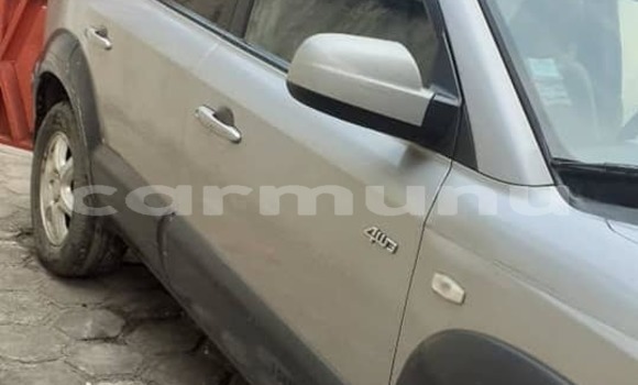 Acheter Occasion Voiture Hyundai Tucson Blanc à Brazzaville, Commune de Brazzaville Acheter Occasion Voiture Hyundai Tucson Blanc à Brazzaville, Commune de Brazzaville