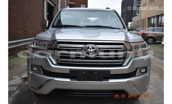 Buy Import Toyota Land Cruiser Other Car in Import - Dubai in Region of Bouenza Buy Import Toyota Land Cruiser Other Car in Import - Dubai in Region of Bouenza