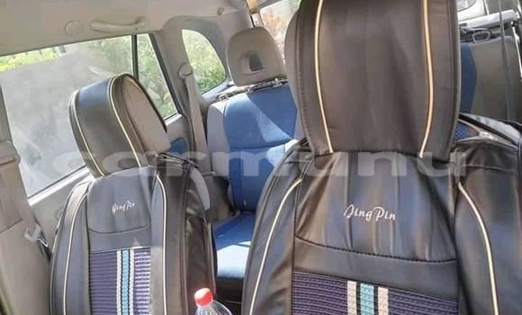 Acheter Occasion Voiture Toyota RAV4 Bleu à Brazzaville, Commune de Brazzaville Acheter Occasion Voiture Toyota RAV4 Bleu à Brazzaville, Commune de Brazzaville