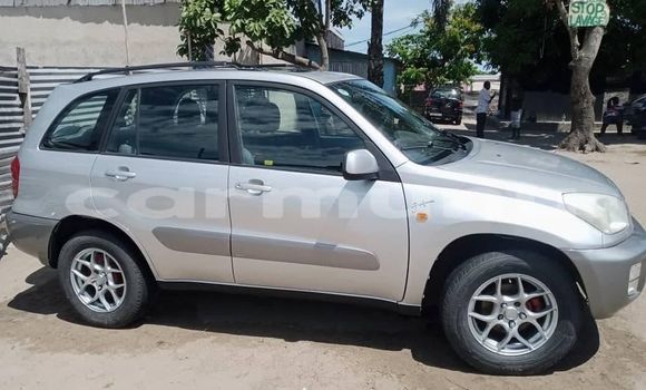 Acheter Occasion Voiture Toyota RAV4 Gris à Brazzaville, Commune de Brazzaville Acheter Occasion Voiture Toyota RAV4 Gris à Brazzaville, Commune de Brazzaville