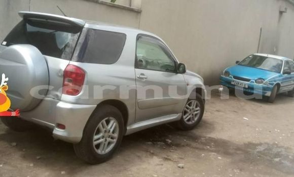 Acheter Occasion Voiture Toyota RAV4 Gris à Brazzaville, Commune de Brazzaville Acheter Occasion Voiture Toyota RAV4 Gris à Brazzaville, Commune de Brazzaville