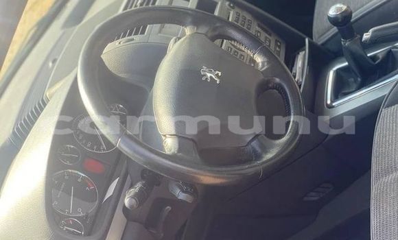 Acheter Occasion Voiture Peugeot 407 Bleu à Brazzaville, Commune de Brazzaville Acheter Occasion Voiture Peugeot 407 Bleu à Brazzaville, Commune de Brazzaville