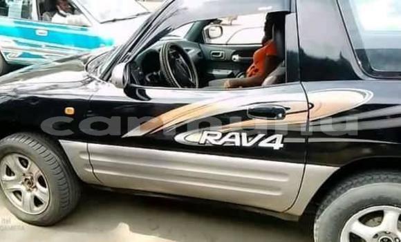 Acheter Occasion Voiture Toyota RAV4 Noir à Brazzaville, Commune de Brazzaville Acheter Occasion Voiture Toyota RAV4 Noir à Brazzaville, Commune de Brazzaville