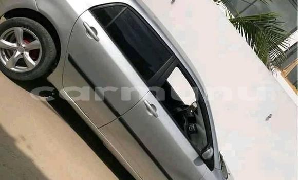 Acheter Occasion Voiture Toyota Corolla Gris à Brazzaville, Commune de Brazzaville Acheter Occasion Voiture Toyota Corolla Gris à Brazzaville, Commune de Brazzaville