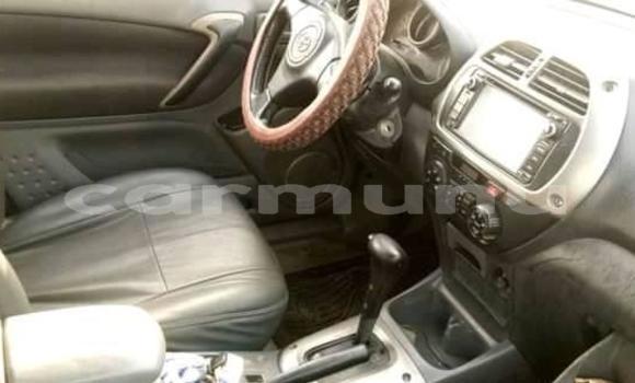 Acheter Occasion Voiture Toyota RAV4 Rouge à Brazzaville, Commune de Brazzaville Acheter Occasion Voiture Toyota RAV4 Rouge à Brazzaville, Commune de Brazzaville