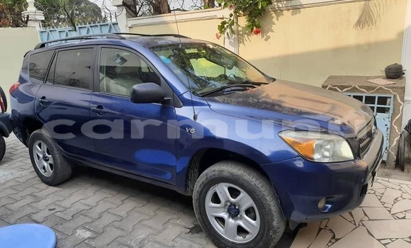 Acheter Occasion Voiture Toyota RAV4 Bleu à Brazzaville, Commune de Brazzaville Acheter Occasion Voiture Toyota RAV4 Bleu à Brazzaville, Commune de Brazzaville