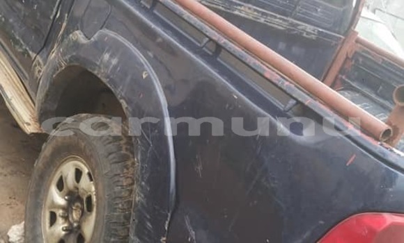 Acheter Occasion Voiture Toyota Hilux Bleu à Brazzaville, Commune de Brazzaville Acheter Occasion Voiture Toyota Hilux Bleu à Brazzaville, Commune de Brazzaville