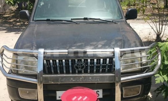 Acheter Occasion Voiture Toyota Land Cruiser Prado Noir à Brazzaville, Commune de Brazzaville Acheter Occasion Voiture Toyota Land Cruiser Prado Noir à Brazzaville, Commune de Brazzaville