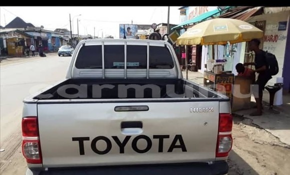 Acheter Occasion Voiture Toyota Hilux Gris à Brazzaville, Commune de Brazzaville Acheter Occasion Voiture Toyota Hilux Gris à Brazzaville, Commune de Brazzaville