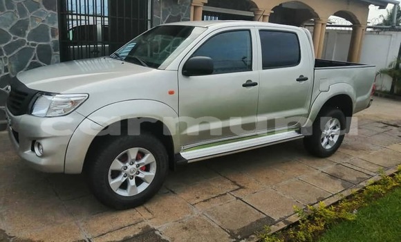 Acheter Occasion Voiture Toyota Hilux Gris à Brazzaville, Commune de Brazzaville Acheter Occasion Voiture Toyota Hilux Gris à Brazzaville, Commune de Brazzaville