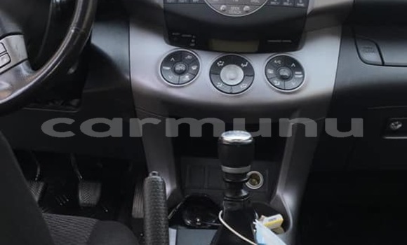 Acheter Occasion Voiture Toyota RAV4 Noir à Brazzaville, Commune de Brazzaville Acheter Occasion Voiture Toyota RAV4 Noir à Brazzaville, Commune de Brazzaville