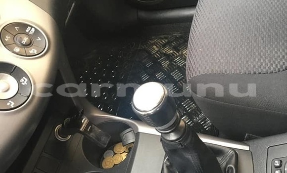 Acheter Occasion Voiture Toyota RAV4 Noir à Brazzaville, Commune de Brazzaville Acheter Occasion Voiture Toyota RAV4 Noir à Brazzaville, Commune de Brazzaville