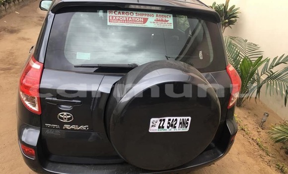 Acheter Occasion Voiture Toyota RAV4 Noir à Brazzaville, Commune de Brazzaville Acheter Occasion Voiture Toyota RAV4 Noir à Brazzaville, Commune de Brazzaville