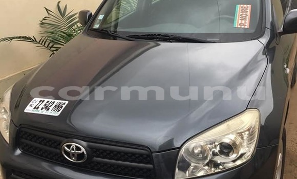 Acheter Occasion Voiture Toyota RAV4 Noir à Brazzaville, Commune de Brazzaville Acheter Occasion Voiture Toyota RAV4 Noir à Brazzaville, Commune de Brazzaville