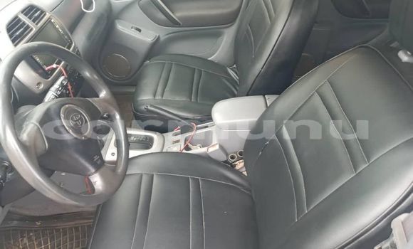 Acheter Occasion Voiture Toyota RAV4 Gris à Brazzaville, Commune de Brazzaville Acheter Occasion Voiture Toyota RAV4 Gris à Brazzaville, Commune de Brazzaville