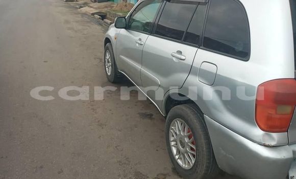 Acheter Occasion Voiture Toyota RAV4 Gris à Brazzaville, Commune de Brazzaville Acheter Occasion Voiture Toyota RAV4 Gris à Brazzaville, Commune de Brazzaville