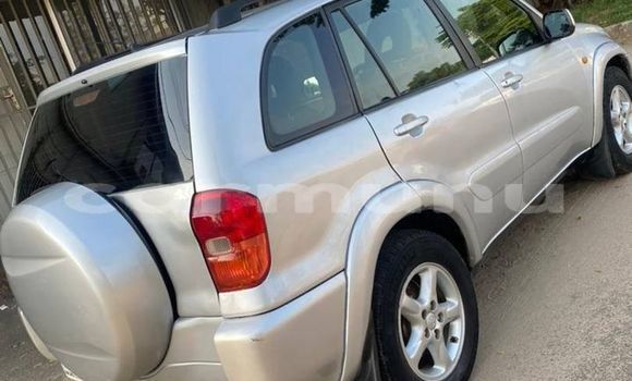 Acheter Occasion Voiture Toyota RAV4 Gris à Brazzaville, Commune de Brazzaville Acheter Occasion Voiture Toyota RAV4 Gris à Brazzaville, Commune de Brazzaville