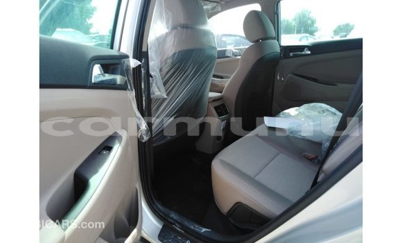 Buy Import Hyundai Tucson Other Car in Import - Dubai in Region of Bouenza Buy Import Hyundai Tucson Other Car in Import - Dubai in Region of Bouenza