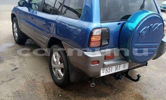 Acheter Occasion Voiture Toyota RAV4 Bleu à Brazzaville, Commune de Brazzaville Acheter Occasion Voiture Toyota RAV4 Bleu à Brazzaville, Commune de Brazzaville