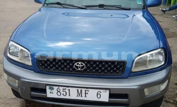 Acheter Occasion Voiture Toyota RAV4 Bleu à Brazzaville, Commune de Brazzaville Acheter Occasion Voiture Toyota RAV4 Bleu à Brazzaville, Commune de Brazzaville