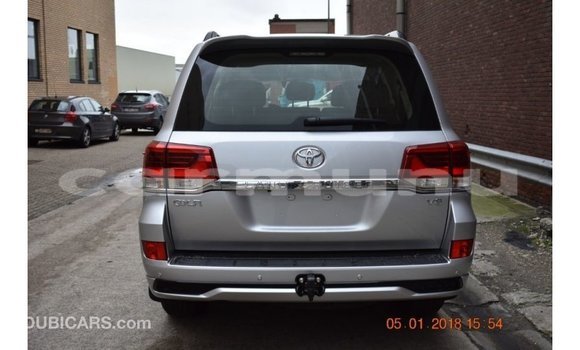 Buy Import Toyota Land Cruiser Other Car in Import - Dubai in Region of Bouenza Buy Import Toyota Land Cruiser Other Car in Import - Dubai in Region of Bouenza