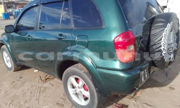 Acheter Occasion Voiture Toyota RAV4 Vert à Brazzaville, Commune de Brazzaville Acheter Occasion Voiture Toyota RAV4 Vert à Brazzaville, Commune de Brazzaville