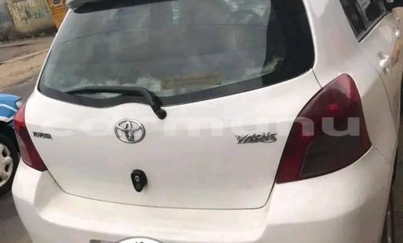 Acheter Occasion Voiture Toyota Yaris Blanc à Brazzaville, Commune de Brazzaville Acheter Occasion Voiture Toyota Yaris Blanc à Brazzaville, Commune de Brazzaville