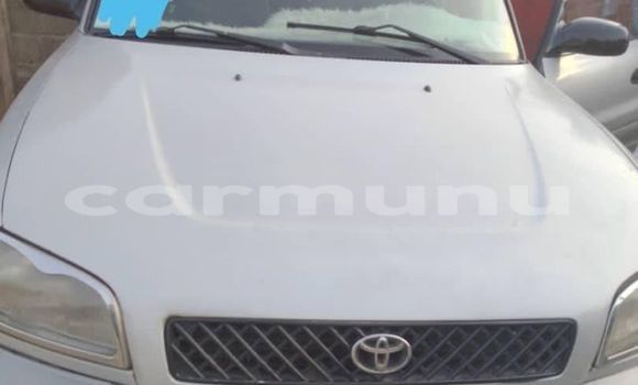 Acheter Occasion Voiture Toyota RAV4 Gris à Brazzaville, Commune de Brazzaville Acheter Occasion Voiture Toyota RAV4 Gris à Brazzaville, Commune de Brazzaville