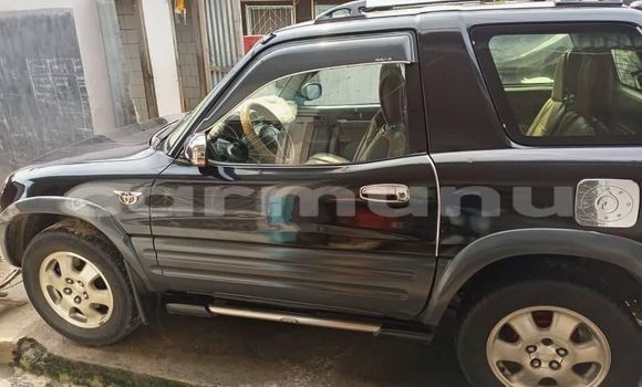 Acheter Occasion Voiture Toyota RAV4 Noir à Brazzaville, Commune de Brazzaville Acheter Occasion Voiture Toyota RAV4 Noir à Brazzaville, Commune de Brazzaville