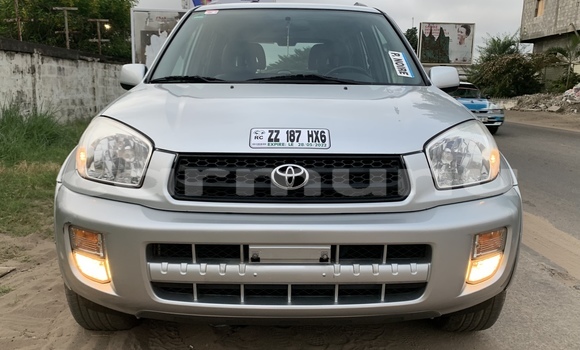 Acheter Occasion Voiture Toyota RAV4 Gris à Pointe–Noire, Région du Kouilou Acheter Occasion Voiture Toyota RAV4 Gris à Pointe–Noire, Région du Kouilou