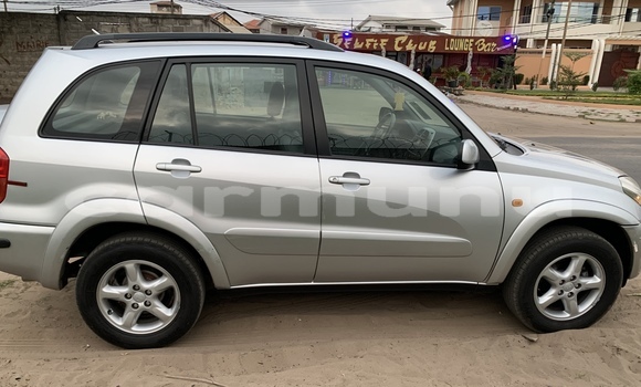 Acheter Occasion Voiture Toyota RAV4 Gris à Pointe–Noire, Région du Kouilou Acheter Occasion Voiture Toyota RAV4 Gris à Pointe–Noire, Région du Kouilou