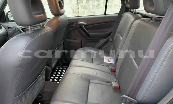 Acheter Occasion Voiture Toyota RAV4 Gris à Pointe–Noire, Région du Kouilou Acheter Occasion Voiture Toyota RAV4 Gris à Pointe–Noire, Région du Kouilou