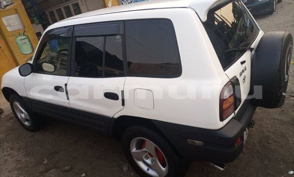 Buy Used Toyota RAV4 White Car in Brazzaville in Municipality of Brazzaville Buy Used Toyota RAV4 White Car in Brazzaville in Municipality of Brazzaville