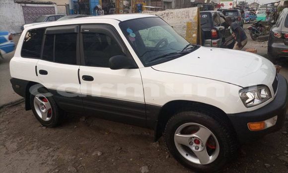 Buy Used Toyota RAV4 White Car in Brazzaville in Municipality of Brazzaville Buy Used Toyota RAV4 White Car in Brazzaville in Municipality of Brazzaville