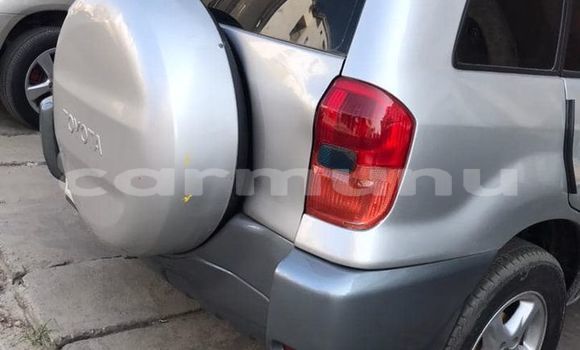 Acheter Occasion Voiture Toyota RAV4 Gris à Brazzaville, Commune de Brazzaville Acheter Occasion Voiture Toyota RAV4 Gris à Brazzaville, Commune de Brazzaville