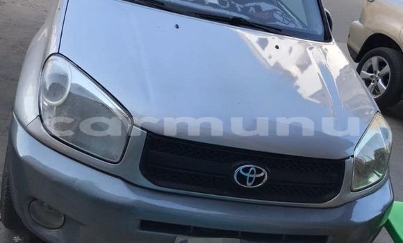 Acheter Occasion Voiture Toyota RAV4 Gris à Brazzaville, Commune de Brazzaville Acheter Occasion Voiture Toyota RAV4 Gris à Brazzaville, Commune de Brazzaville